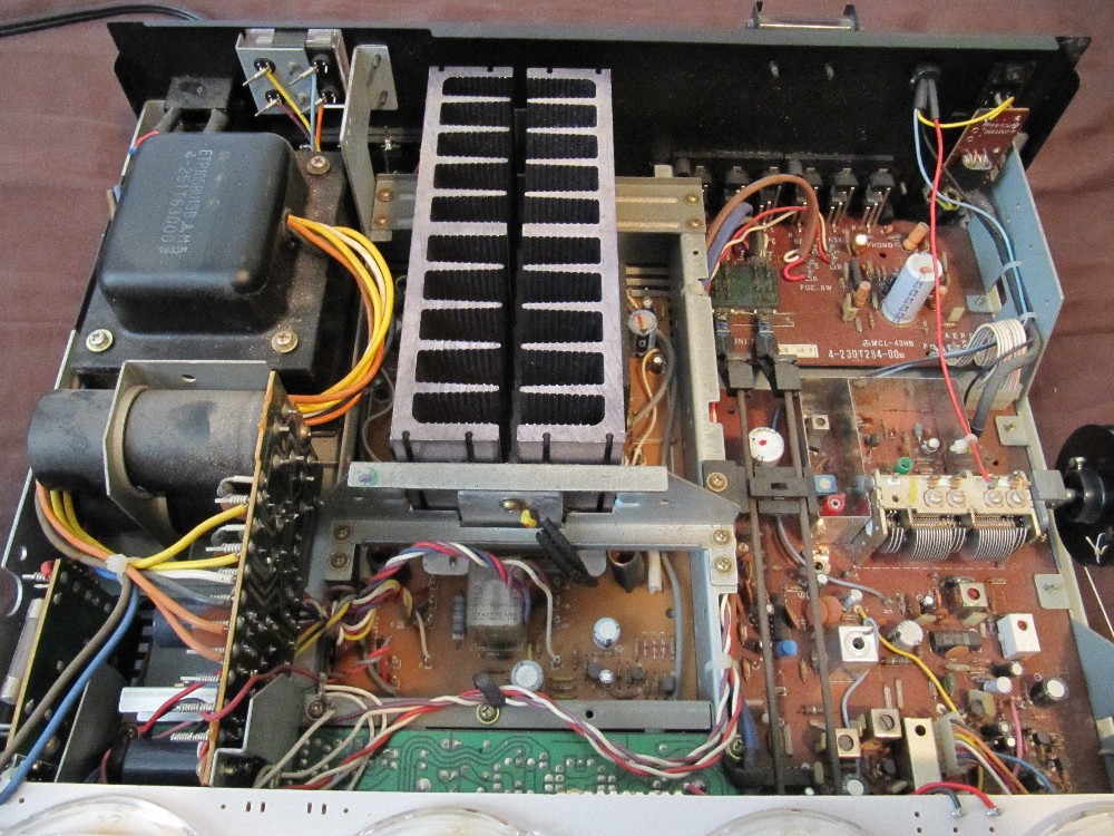 Calling Electronics Experts Fixing TubeStyle Stereo Amplifiers