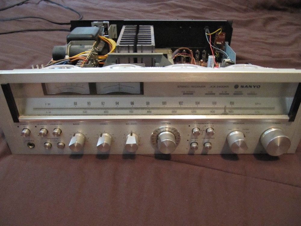Calling Electronics Experts Fixing TubeStyle Stereo Amplifiers