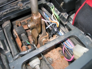 Cut Wiring under Center Console - Pennock's Fiero Forum