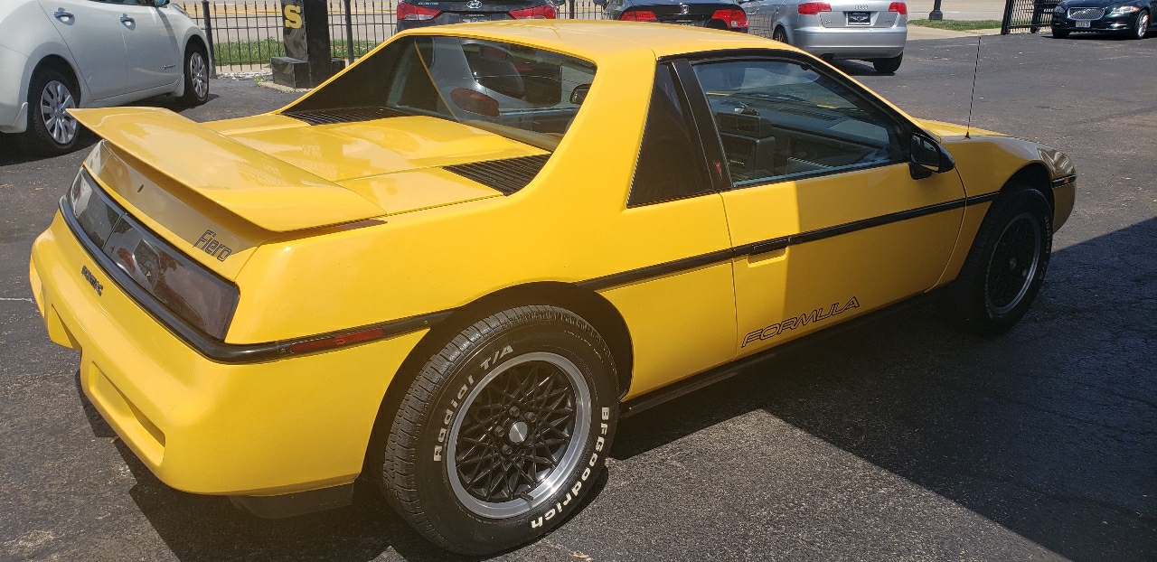 1988 Pontiac Fiero Formula - Digestible Collectible