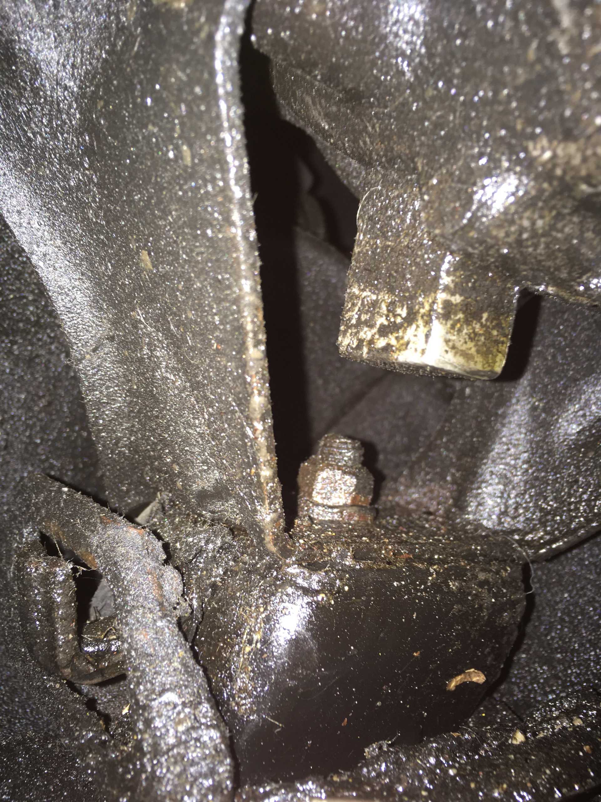 Collapsed Transmission Mount? Pennock's Fiero Forum